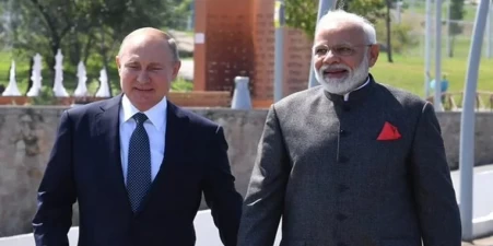 Modi in Russia: Prime Minister Narendra Modi visits Zvezda complex with Vladimir Putin